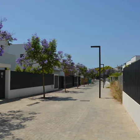 Agua Marina Nueva Del 2024 Diseno A 15 Minutos Andando De La Playa Moderna Comoda Tranquila Villa *