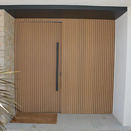 Villa Agua Marina Nueva Del 2024 Diseno A 15 Minutos Andando De La Playa Moderna Comoda Tranquila *